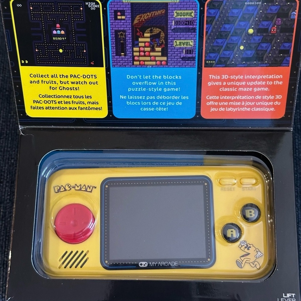 My Arcade Pac-Man Pocket Player - Picture 2 of 3